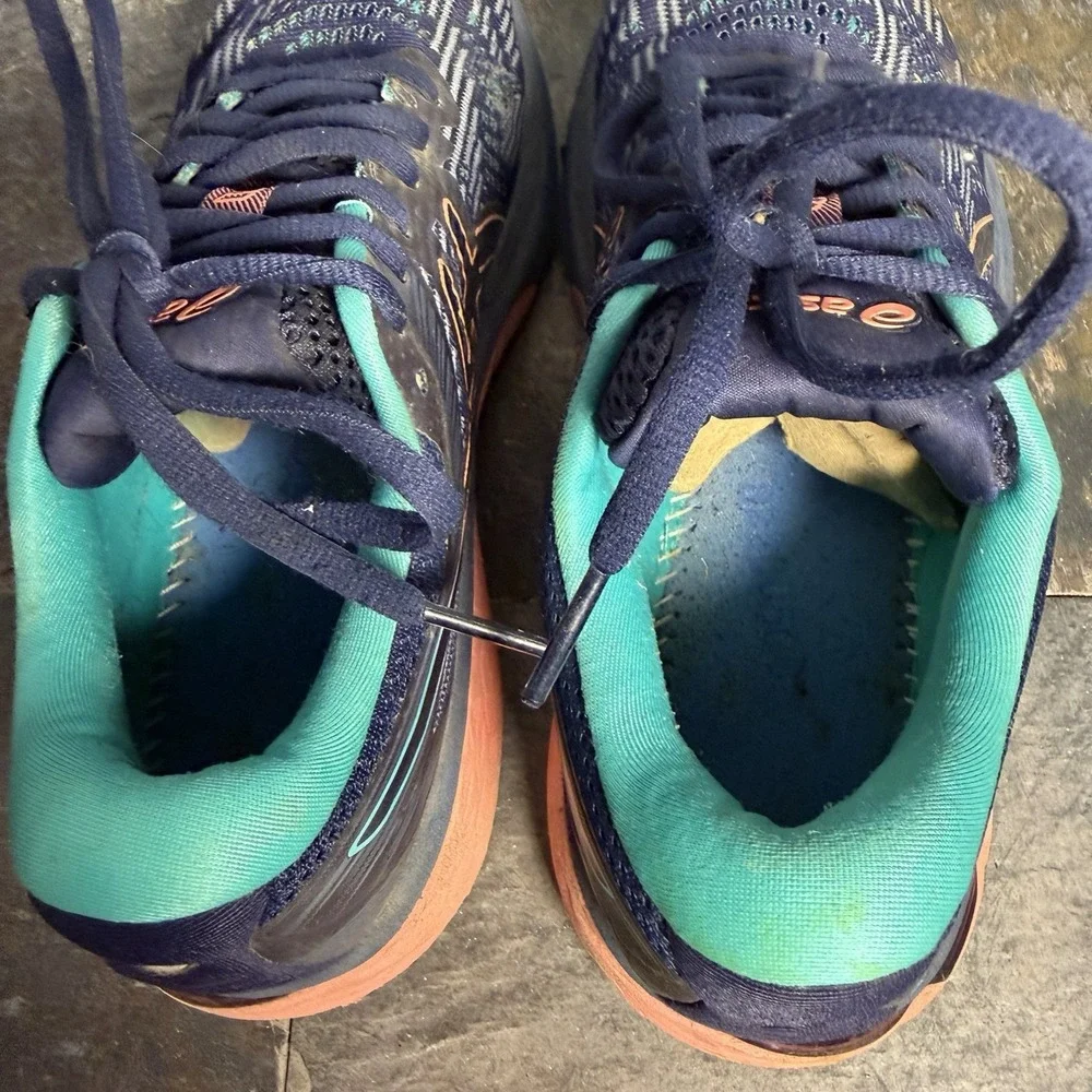 Asics GT-2000 8 Trail Running Peacoat Sea Glass Sneakers Womens Size 6 Blue